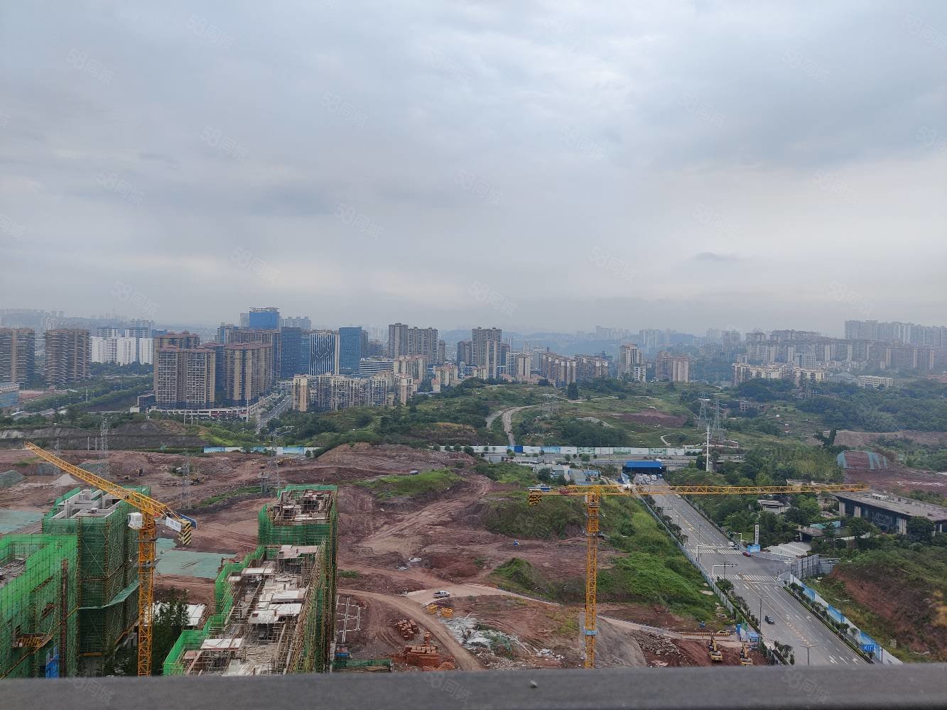 泸州恒大城3室2厅1卫90㎡东北70万