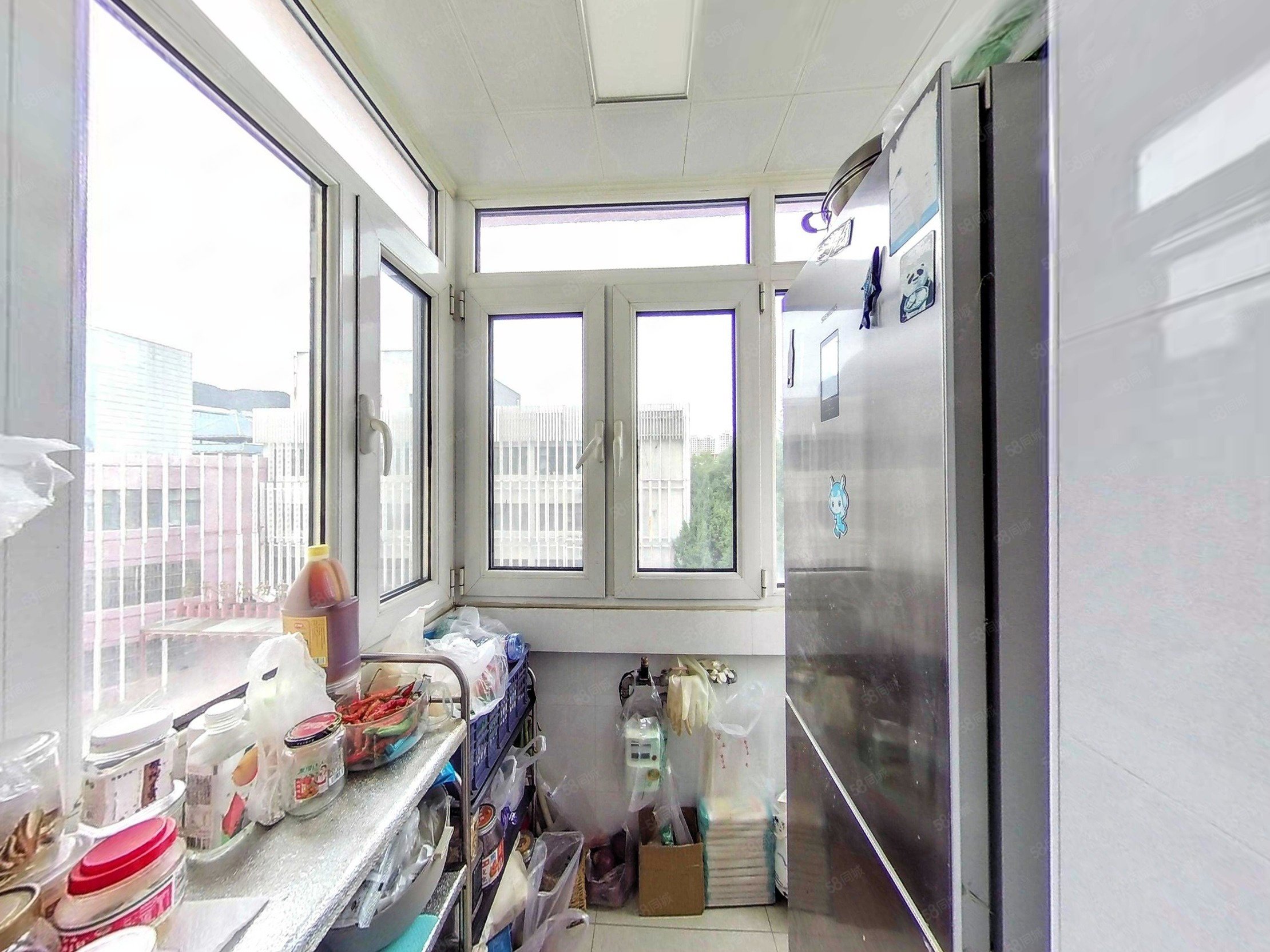 劇場東街社區(qū)2室1廳1衛(wèi)95.64㎡南北220萬