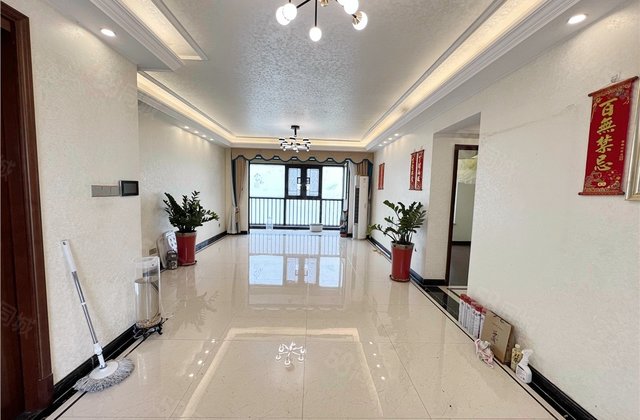 中海万锦公馆4室2厅143.2㎡175万二手房图片