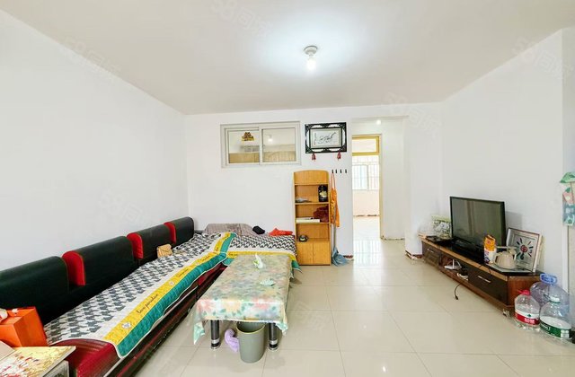 急售 25万！25万！带露台 单价3千多地暖 3萬入住免大税