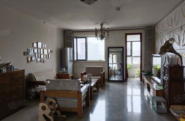 东昌中学 水城华府 三室二厅二卫 三叶草户型 带储藏室 免大