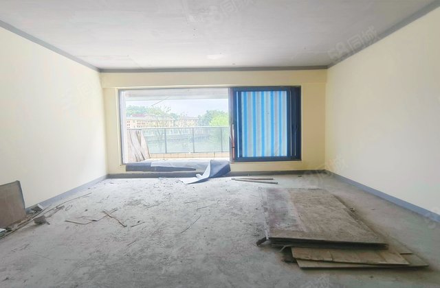 保利湖光悦色4室2厅208.68㎡1025万二手房图片