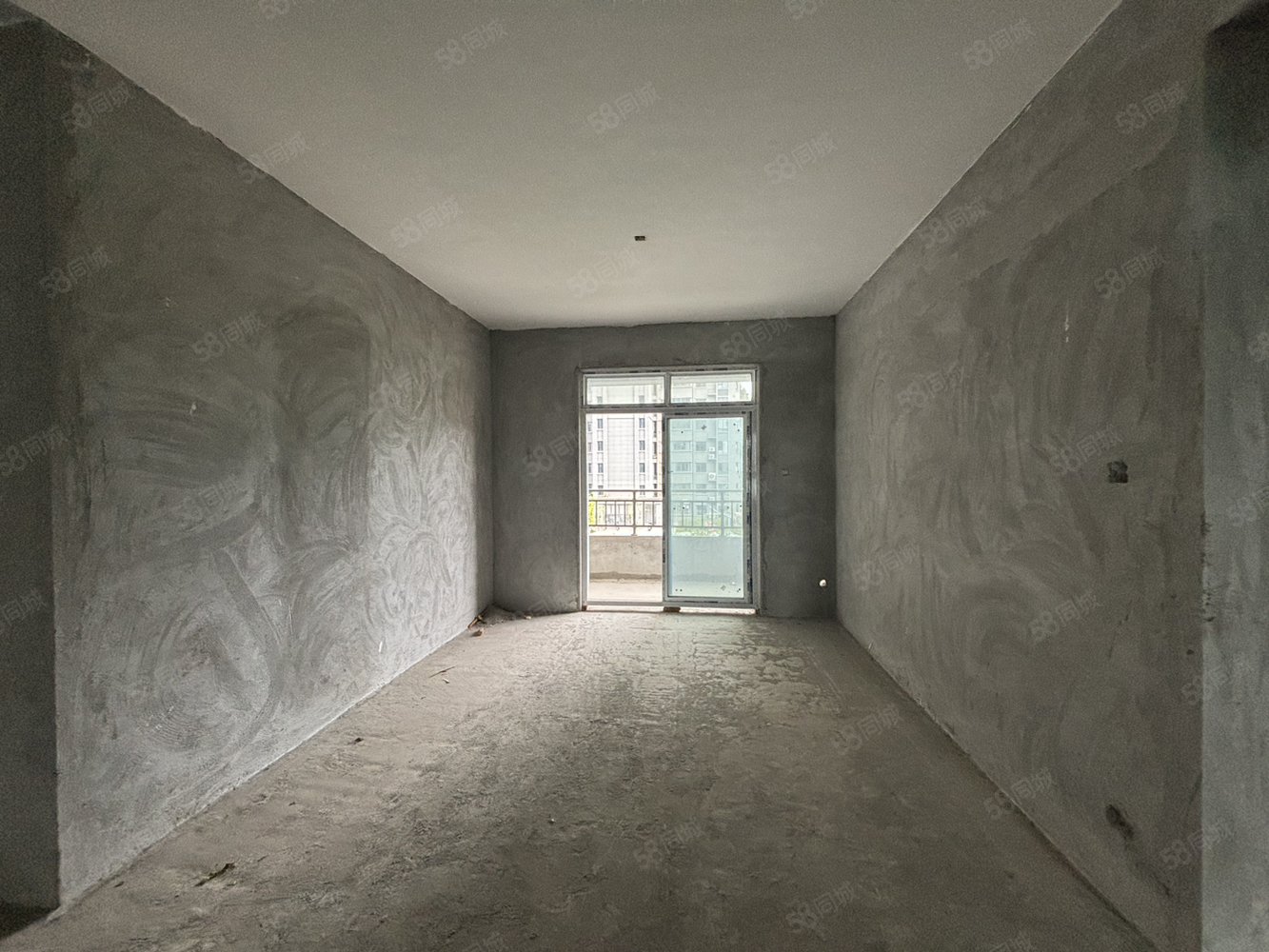 常隆花园3室2厅1卫100.4㎡南北47.5万