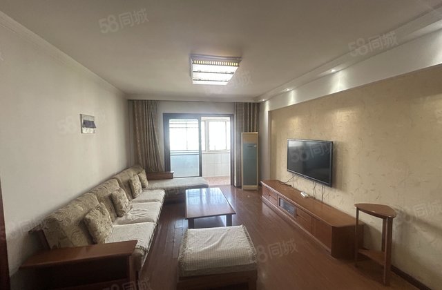 凤凰财富城 带电梯 商品房 双卫生间 中间好楼层 南北通透