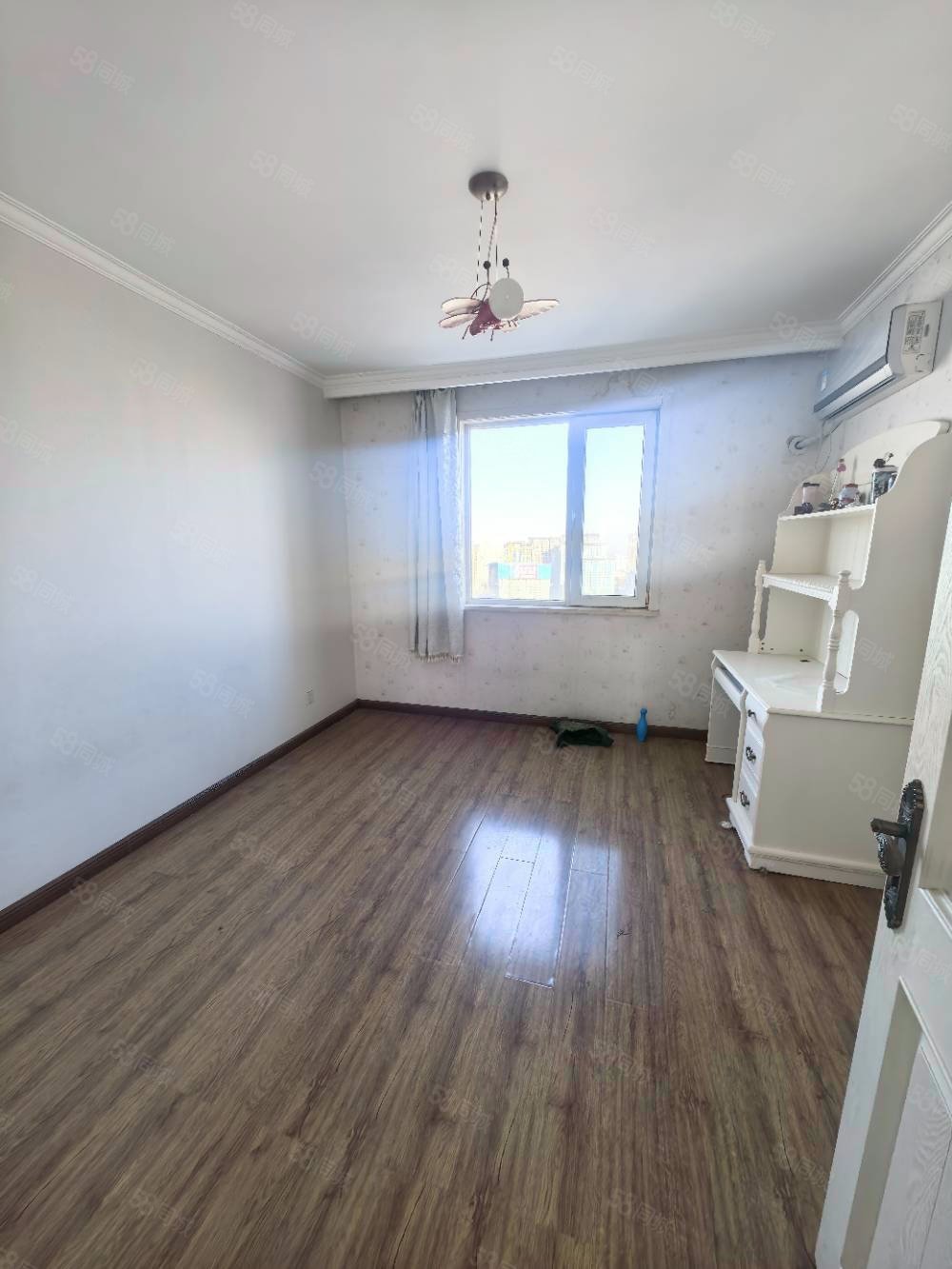 盛和嘉园3室2厅2卫149.89㎡南北106万