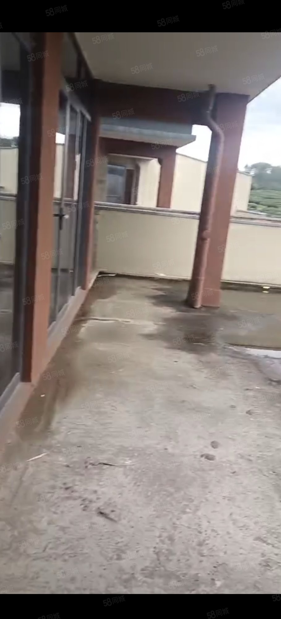 太古奥特莱斯小镇5室5厅5卫90.04㎡东88万