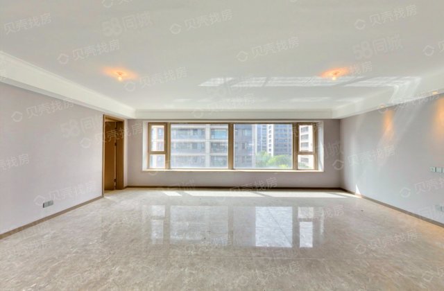 融创望江府DK2峯境4室2厅175㎡210万二手房图片