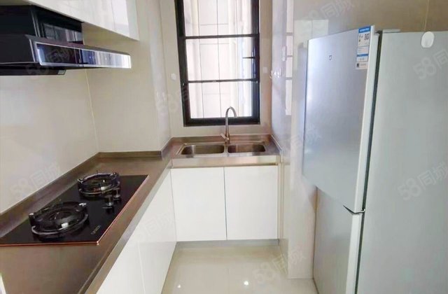 京江欣翠3室2厅105㎡132万二手房图片