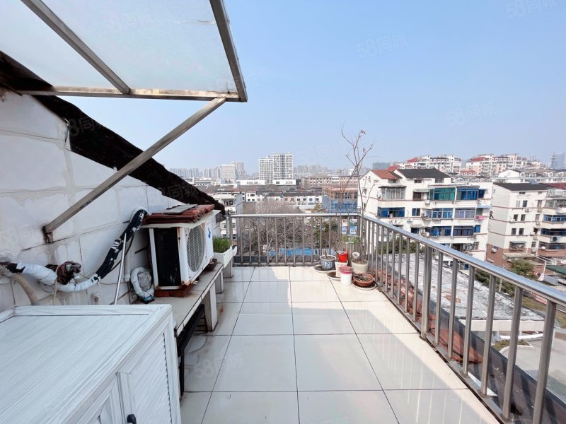 清潭新村四房买一层送一清潭中学