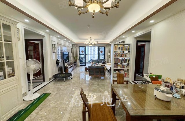 怡翠晋盛御园4室2厅165.84㎡300万二手房图片