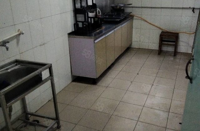 文轩范围，楼层不高，  近便。看房打电话。进一步安全一生。