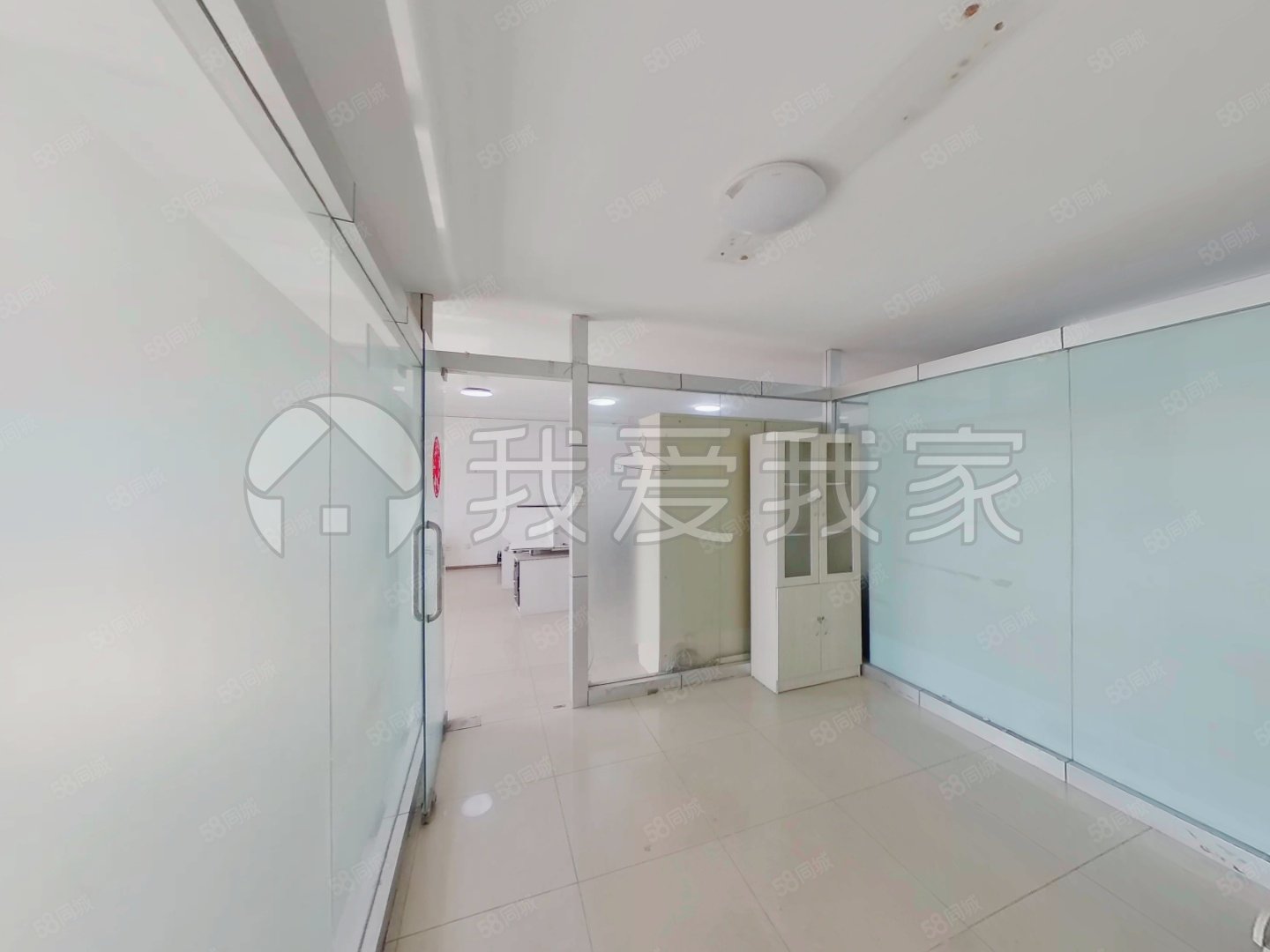 華杰大廈3室1廳0衛(wèi)128.14㎡西南498萬