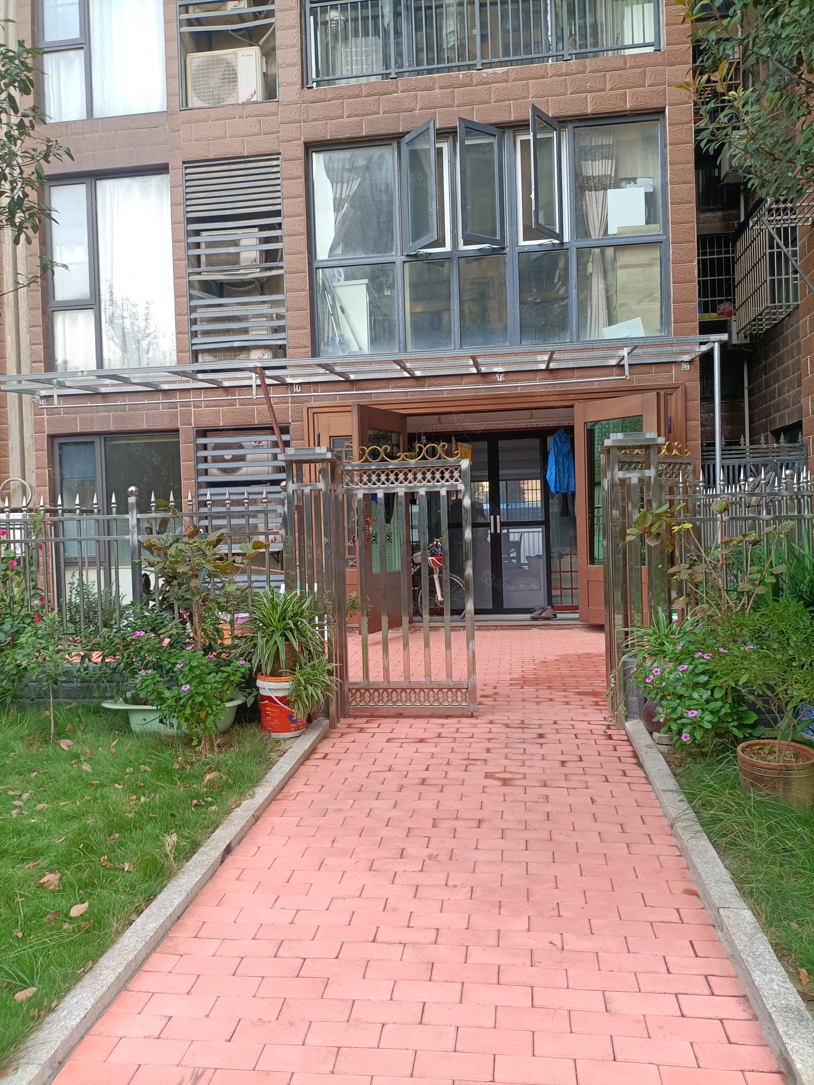 同城>荆州房产信息>荆州二手房>洪湖二手房>洪湖城区二手房>东岸国际>