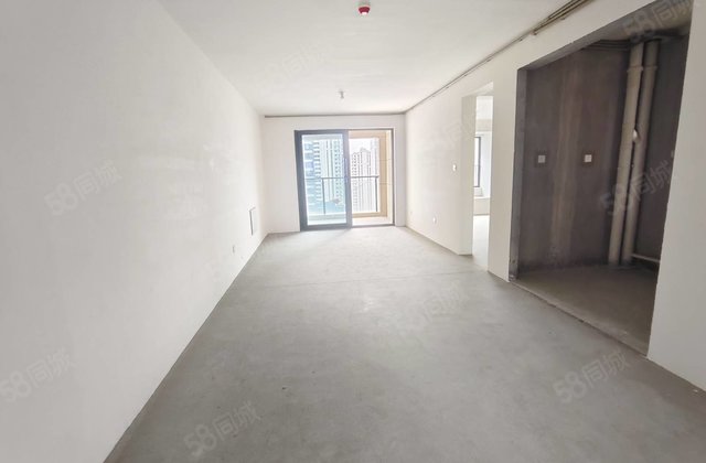 保利大国璟3室2厅100㎡132万二手房图片