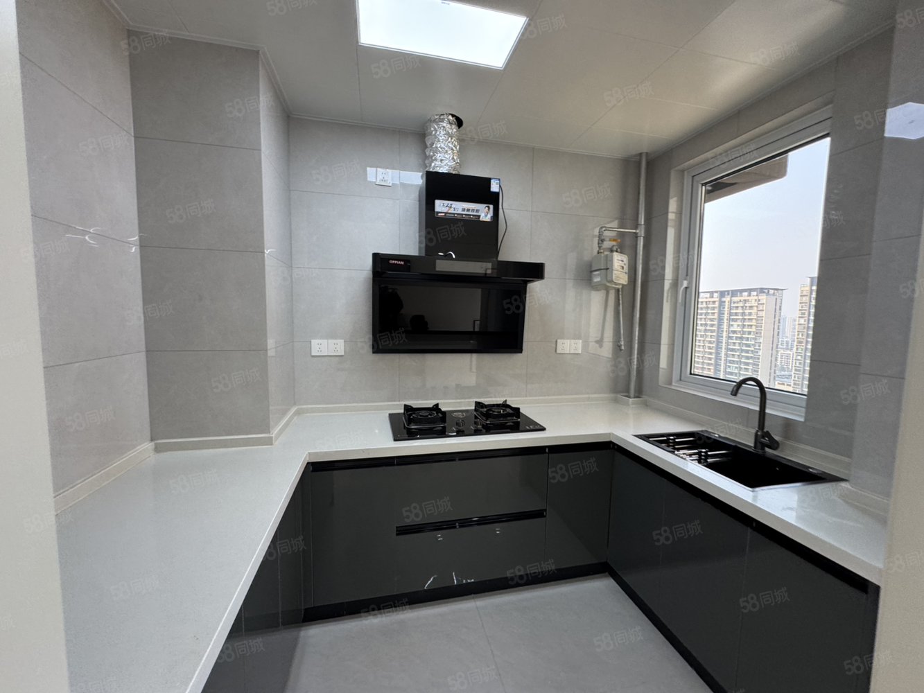 圣桦锦江天玺3室2厅2卫118㎡南北75万