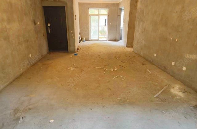 花样年别样城3室2厅135.67㎡110万二手房图片