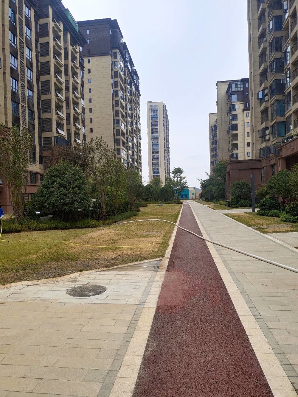 澳海望洲府3室2厅2卫109㎡南72万