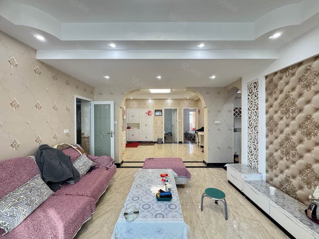 六堰文化宫3室2厅1卫110㎡南北58万