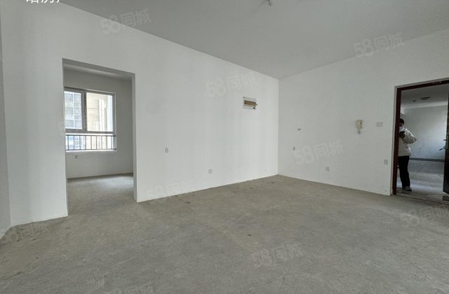 湖边 观澜一品 城市主人 电梯好楼层 新房未住  有车位