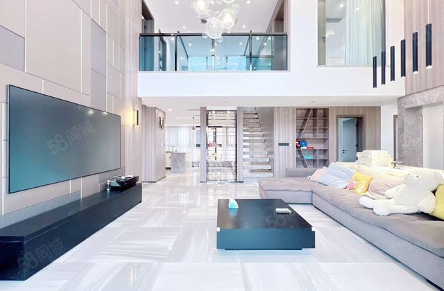 峨眉河畔4室2厅215㎡140万二手房图片