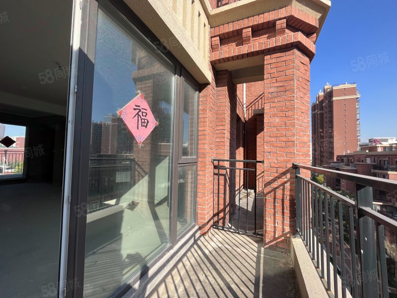 双卫生间 高楼层采光充足 带电梯 小区新,青特小镇b区-青岛58同城