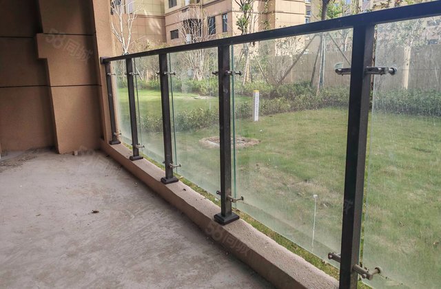 天嘉湾花苑4室2厅128㎡70万二手房图片