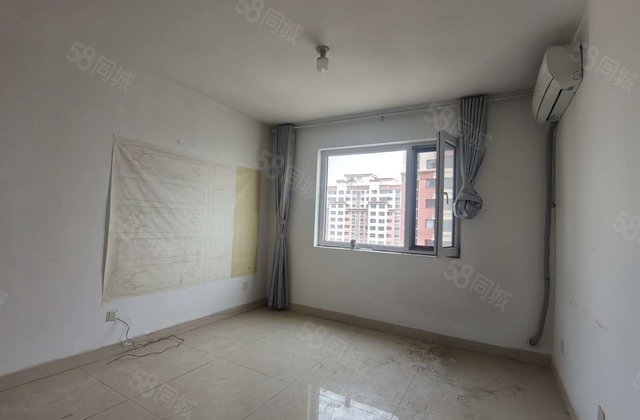 真实在售，电梯好楼层单价五千！！三室有车位储藏室