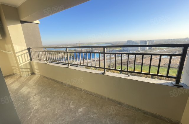 湖语上院次新房 南北通透 电梯房刚需小三居 双卫生间带车位储