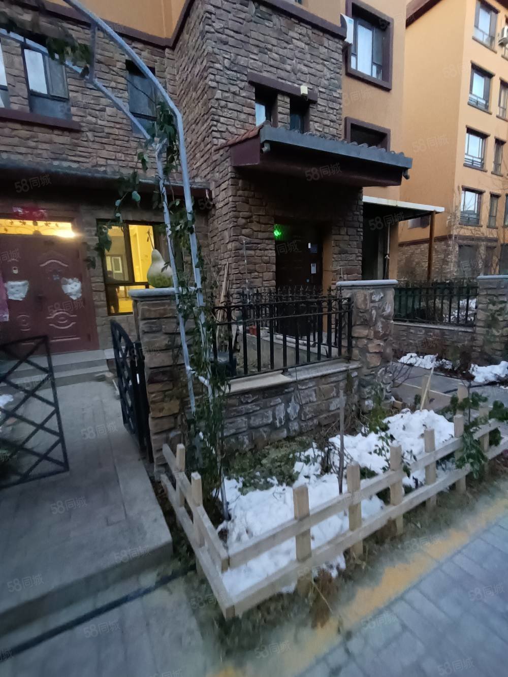 >伊犁房产信息>伊犁二手房>伊宁市二手房>伊宁火车站二手房>云锦世家>