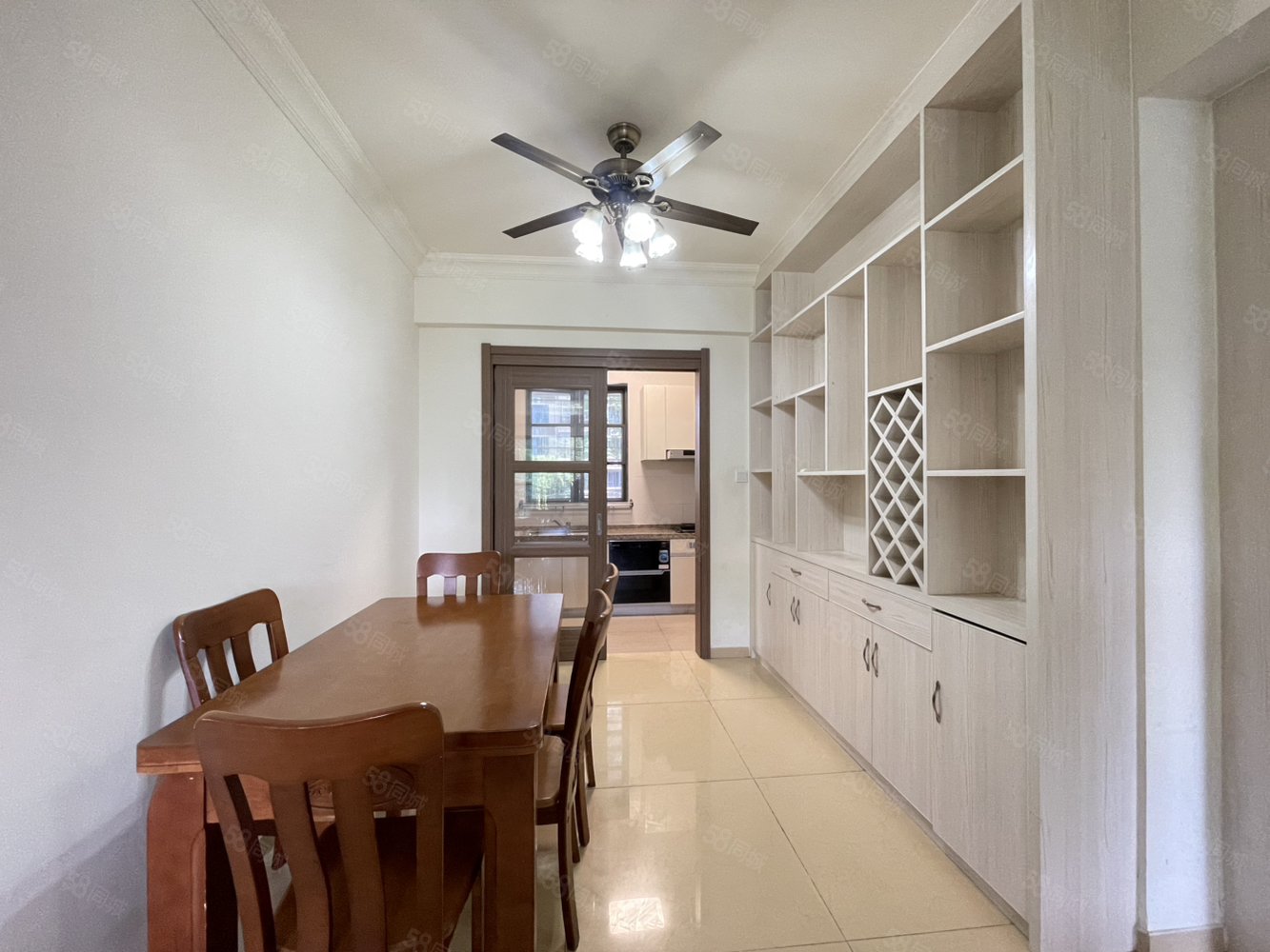 碧桂园翠山蓝天3室2厅2卫115㎡南北69.8万