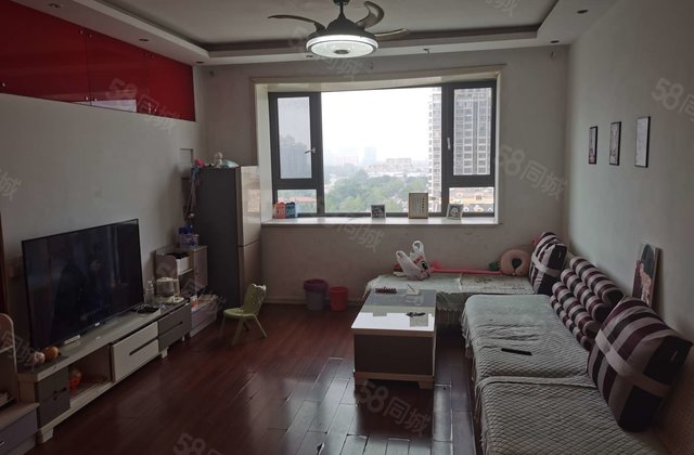 湖边水城嘉苑富贵花园电梯中间楼层三室两卫看房有钥匙