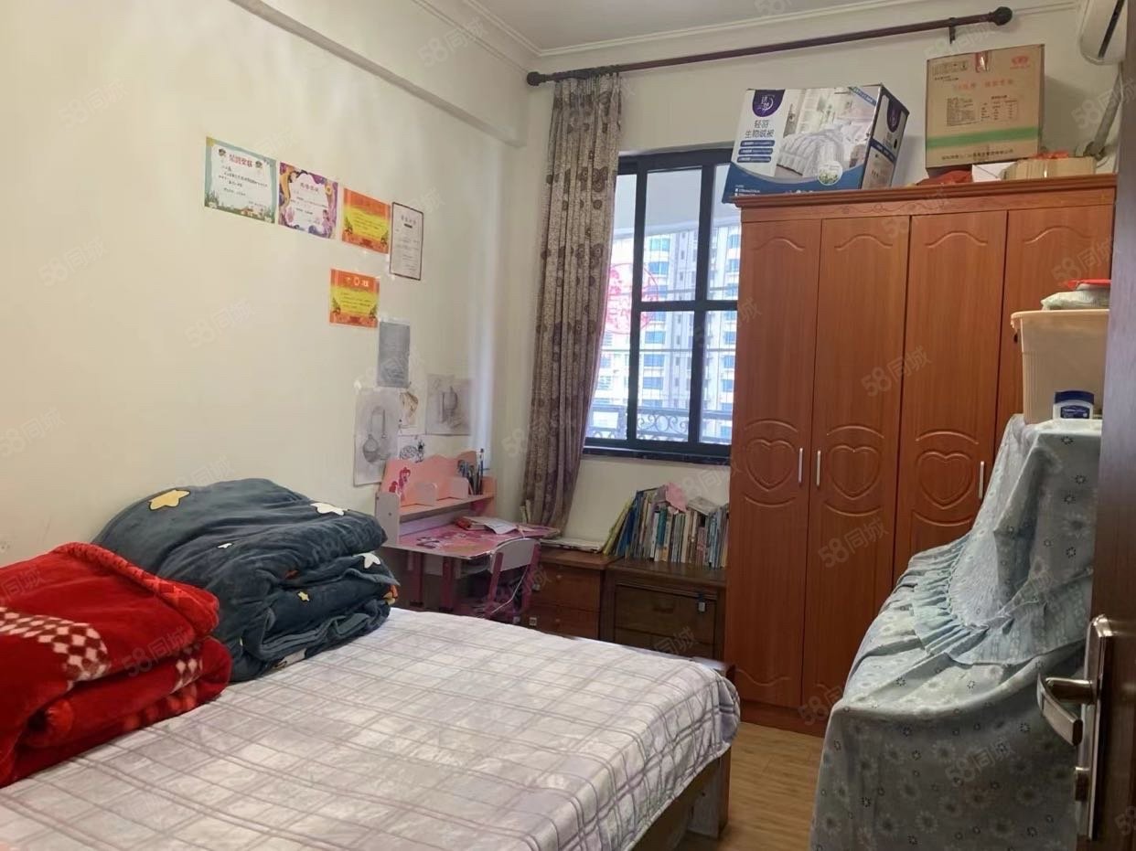 碧桂园太阳城3室2厅2卫113.49㎡北58万