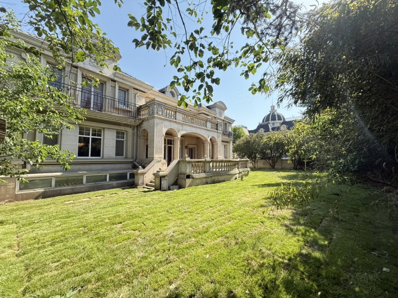 財(cái)富公館6室4廳8衛(wèi)1500㎡南北8400萬