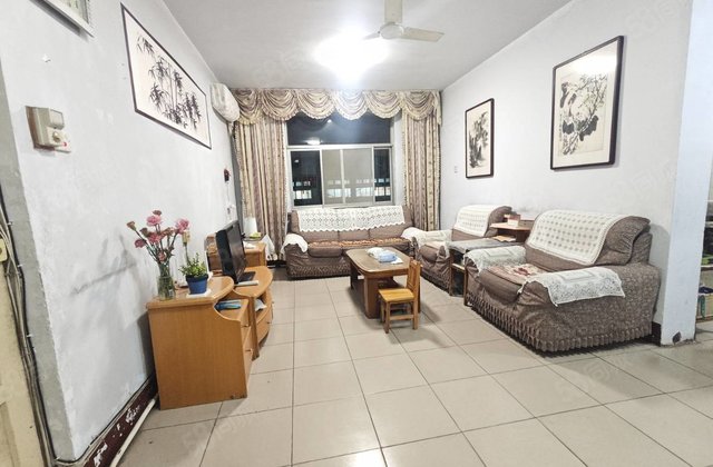 岱东社区3室2厅97㎡158万二手房图片