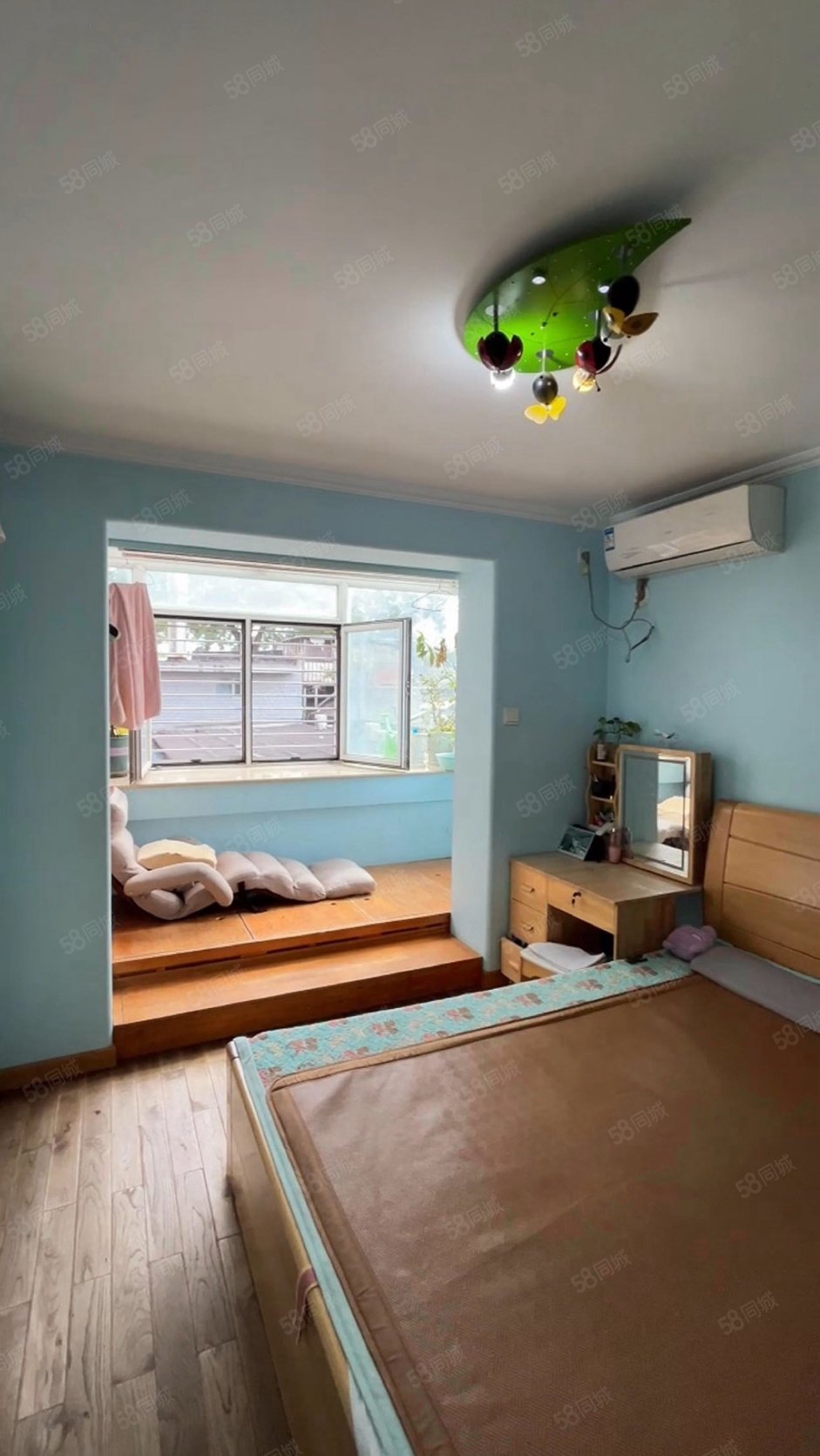 花園胡同8號院3室1廳1衛(wèi)63.14㎡南北649萬