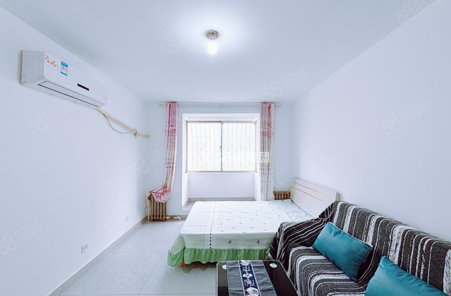 急售，文轩总校，外国语，新时代，多层三楼，两室两厅，