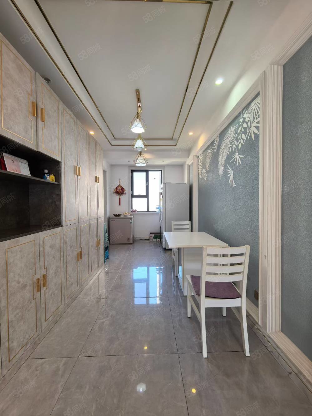 山语城3室2厅2卫135㎡南北80万