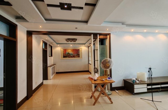 火车站紧邻兴华路 柳泉花园 电梯房 三室朝阳 中层 免大税