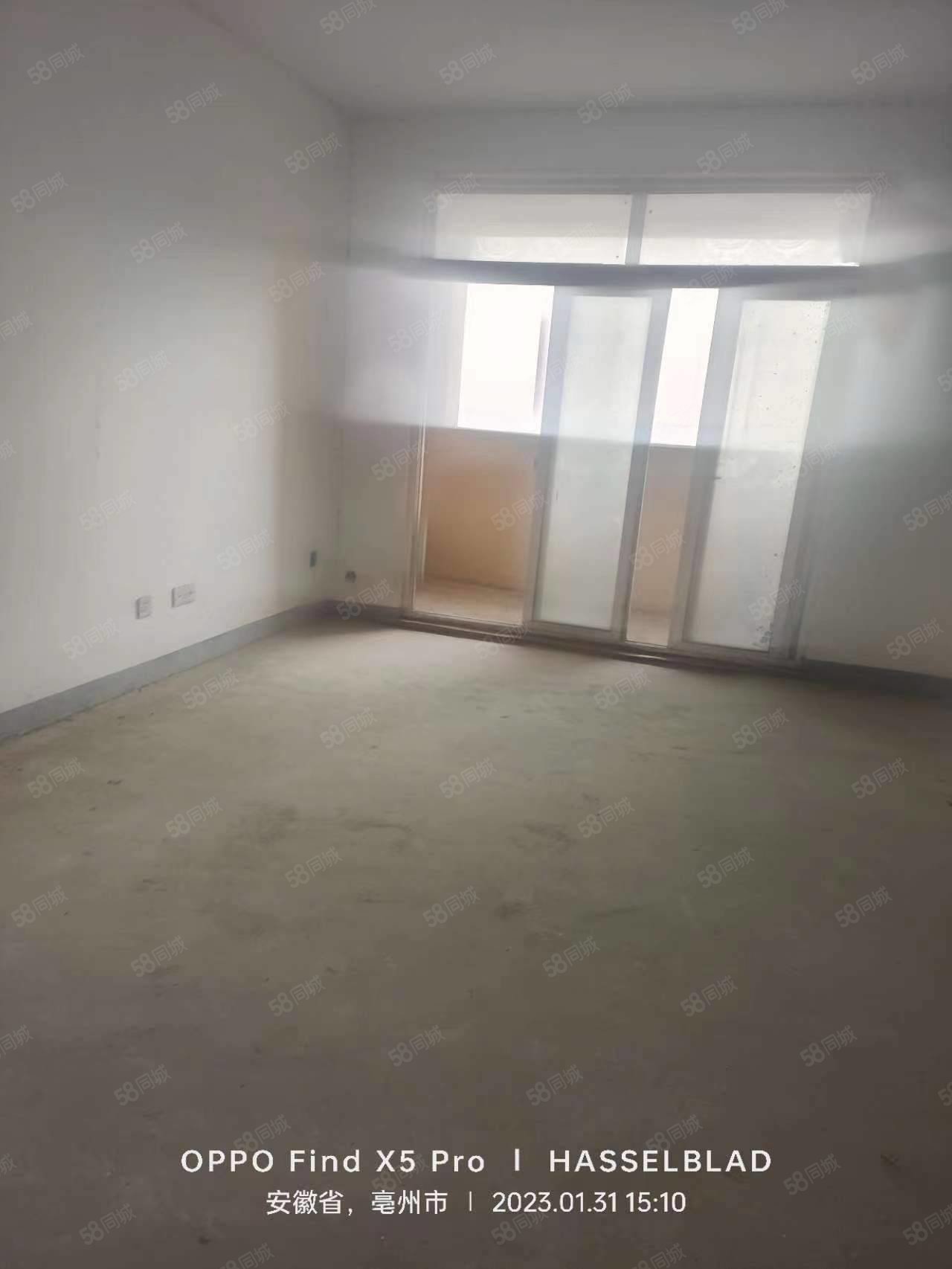 秀水佳苑3室2厅1卫121.6㎡南32万