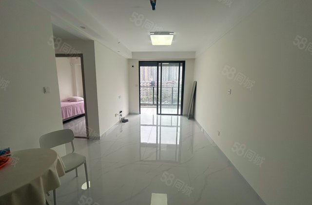 观山盛苑3室2厅102㎡360万二手房图片