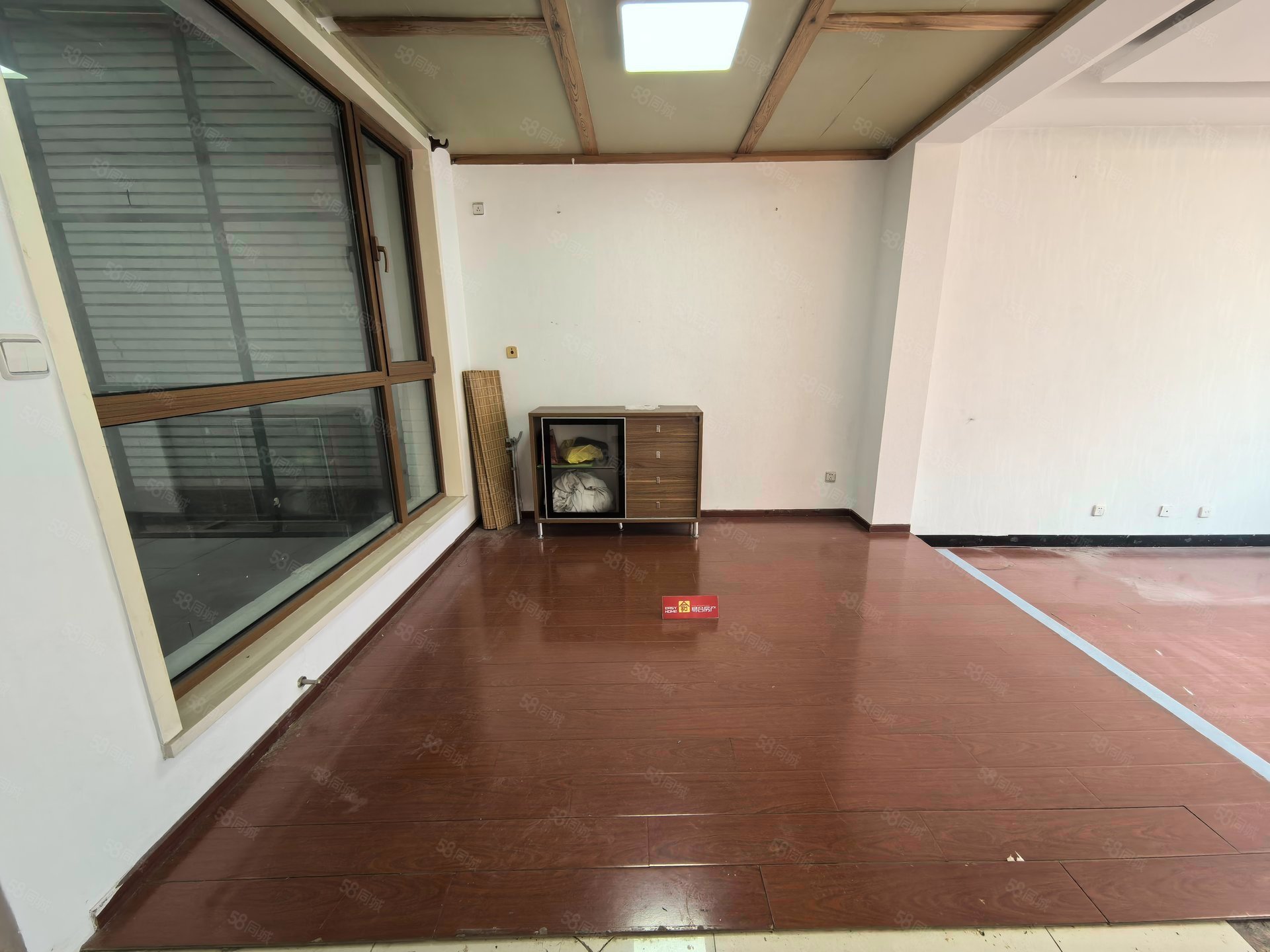 菓嶺綠墅4室2廳3衛(wèi)204.36㎡南北950萬(wàn)