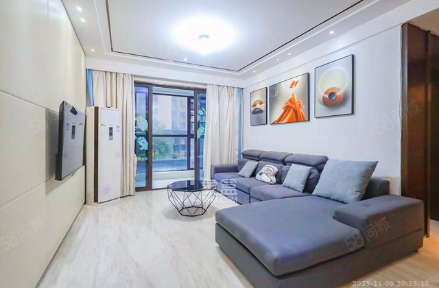 世茂外滩里3室2厅102.18㎡129万二手房图片