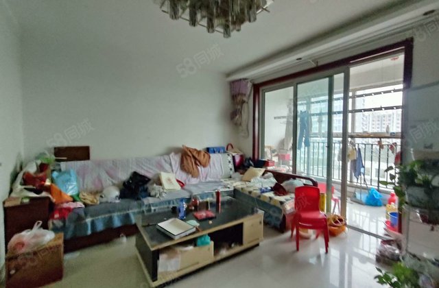 育光  。四中。房子免大税了，有储藏室。电梯好房。