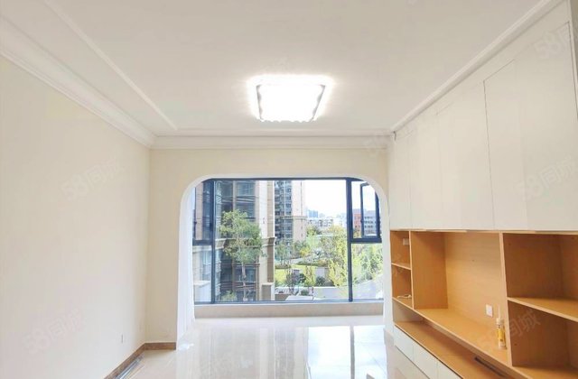 恒大云报华府3室2厅105㎡108万二手房图片