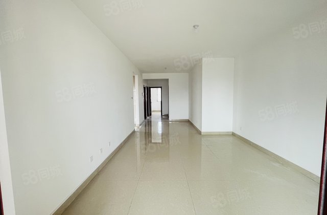 市委东邻 兴华路   东昌中学 领秀城旁 送车位储藏室