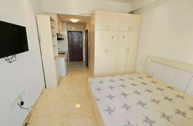 城泰凡尔赛宫(商住楼)1室0厅38.75㎡13万二手房图片