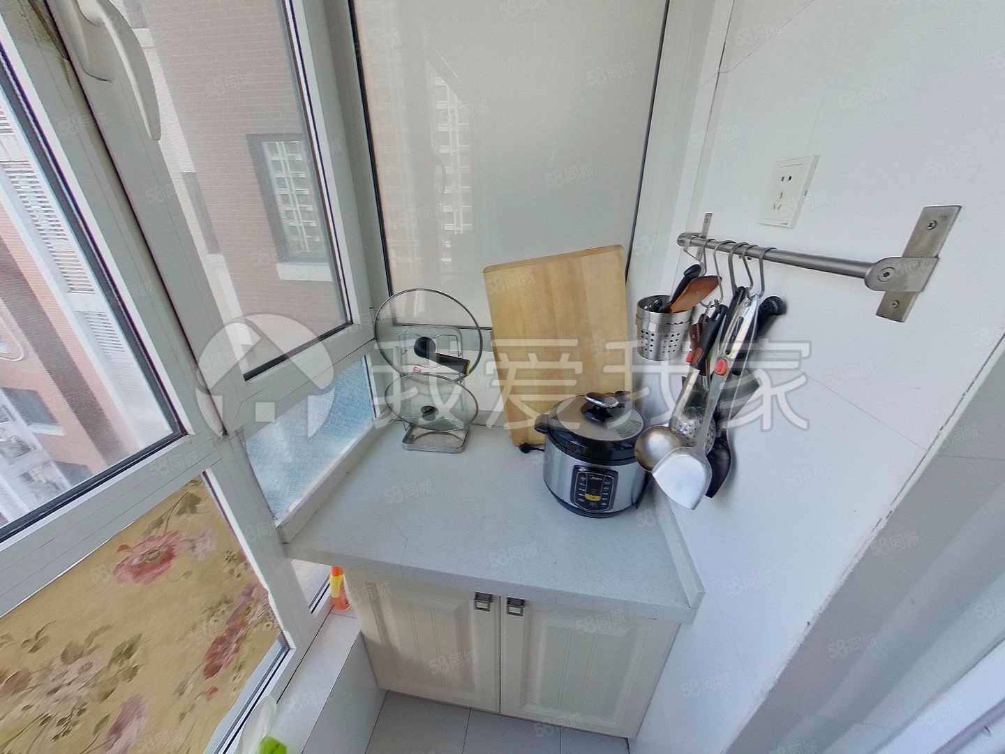 遠(yuǎn)洋沁山水2室2廳1衛(wèi)89.02㎡東西680萬