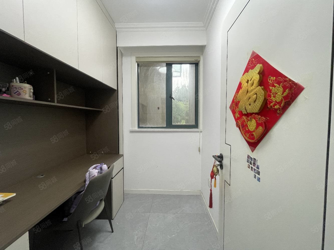 和昌国际城二期4室2厅1卫110㎡南北69万