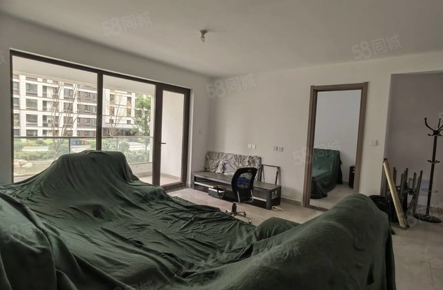 万达附近 荣盛江山印电梯洋房四室两厅两卫全明户型带车位储藏室