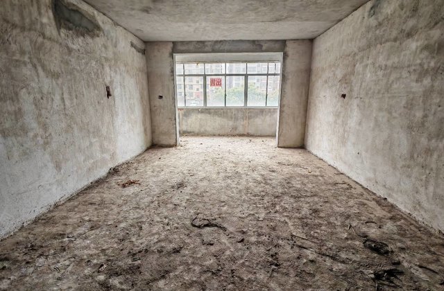 兴华路小区3室2厅152.44㎡60.8万二手房图片